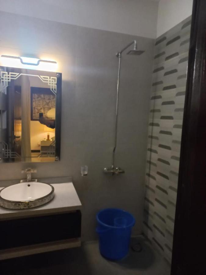 B&B Mumtaz City Islamabad Buitenkant foto