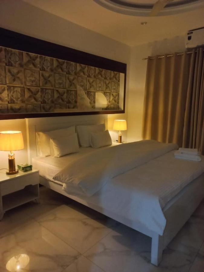 B&B Mumtaz City Islamabad Buitenkant foto