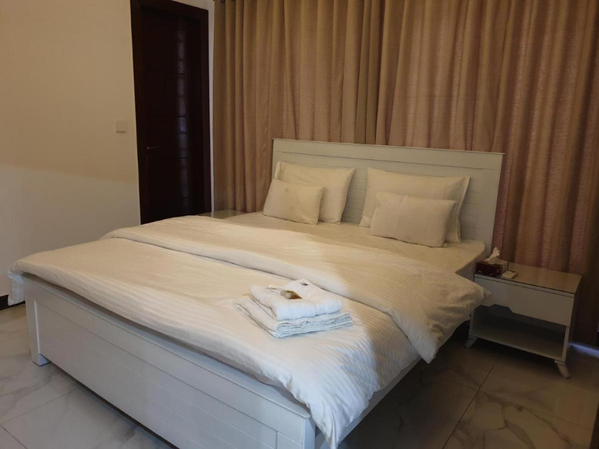 B&B Mumtaz City Islamabad Buitenkant foto